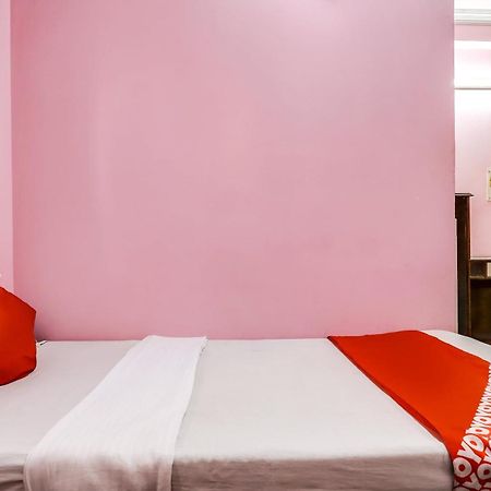 SPOT ON 75351 Hotel Moon Palace Dx New Delhi Buitenkant foto