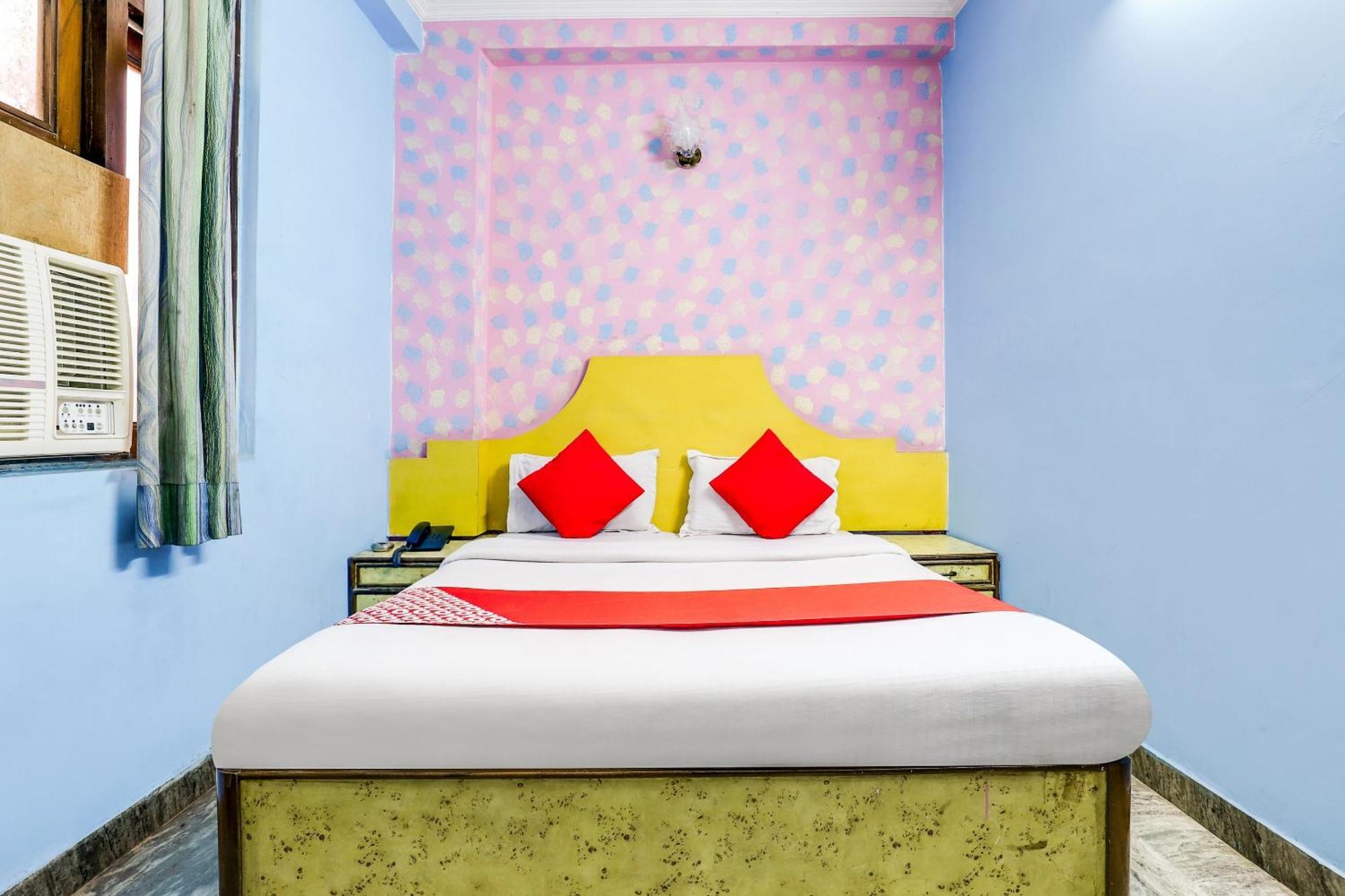 SPOT ON 75351 Hotel Moon Palace Dx New Delhi Buitenkant foto